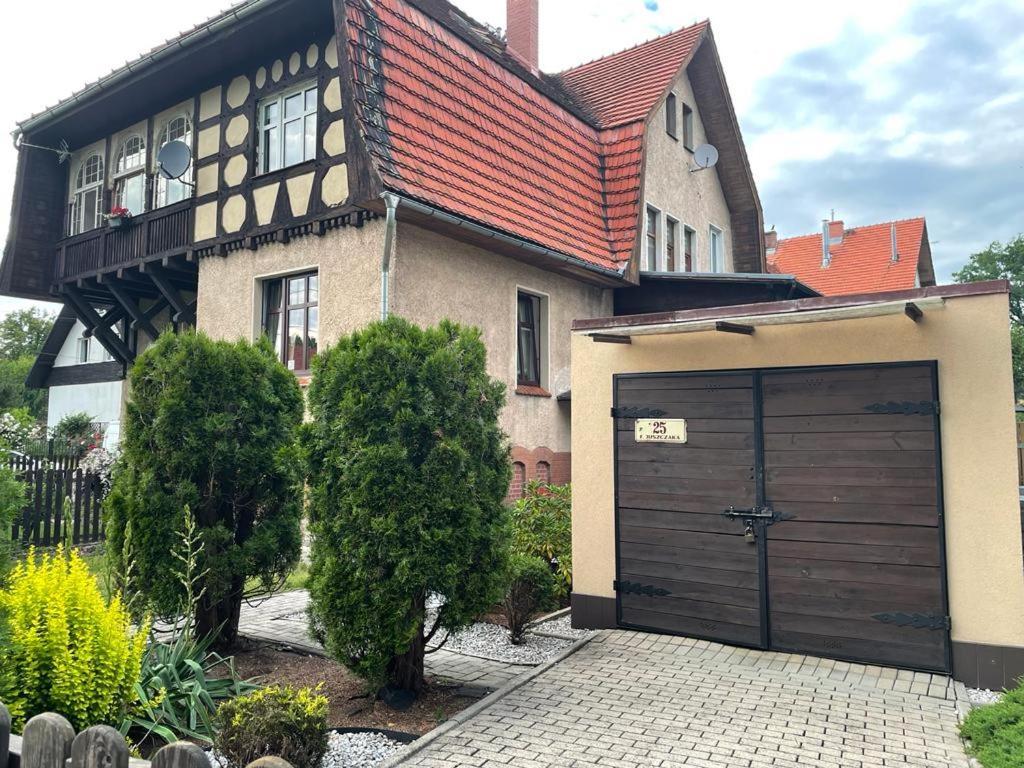 Villa Klara Cieplice Jelenia Góra Εξωτερικό φωτογραφία